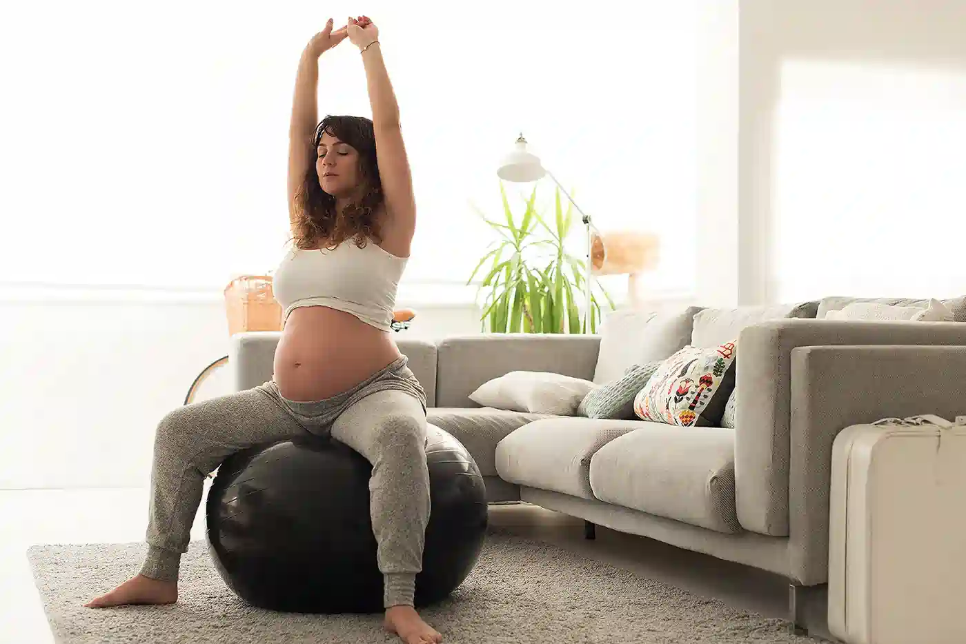 How to Support Your Core Safely During Pregnancy Cannock